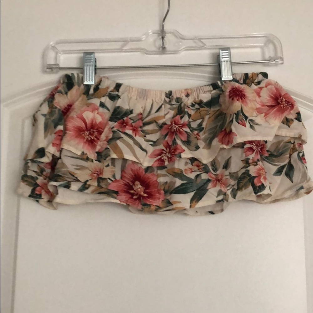 Bandeau ruffles top
